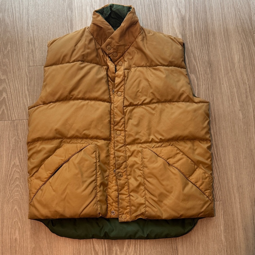 🟢🟤 Reversible Puffer Vest Green & Brown – Cozy Outdoor Style 🟤🟢